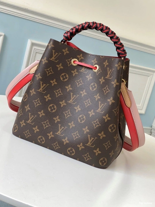 Rep ladies NÉONOÉ LOUIS VUITTON 0814
